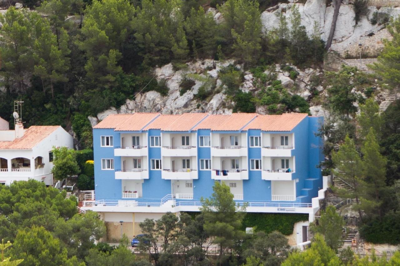 Apartamentos El Rio Cala Galdana  Exteriör bild