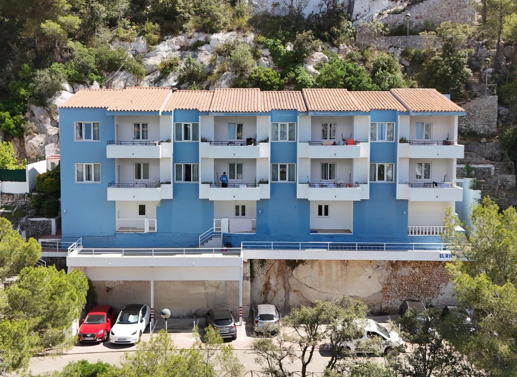 Apartamentos El Rio Cala Galdana  Exteriör bild